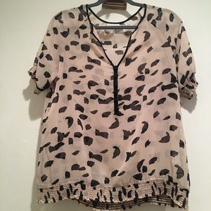 NEW YORK & COMPANY | SHORTSLEEVED BLOUSE